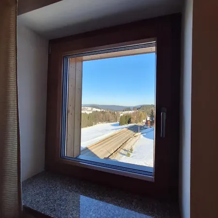 Pod štěpánkou Apartamento Kořenov